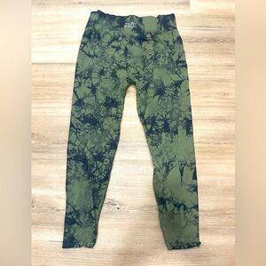 Victoria's Secret PINK Active Olive And Black Tie Dye Leggings Size XL